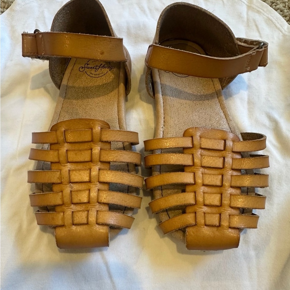 SweetHoney Tan Kids Sandals